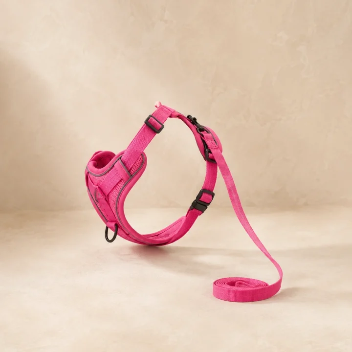 Harnais ajusté Voltige coloris Rose vif Museau Club