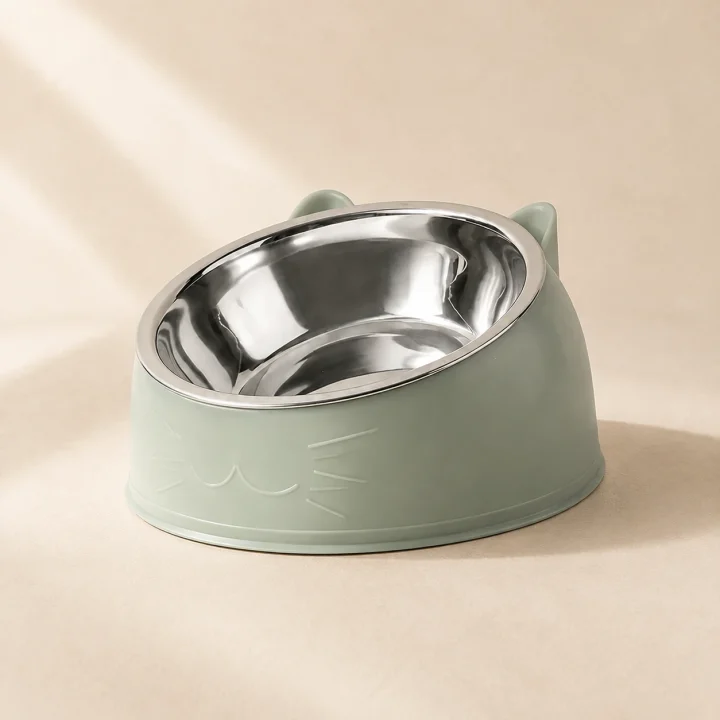 Gamelle inox Oreilles sur fond crème, photographie de présentation Museau Club
